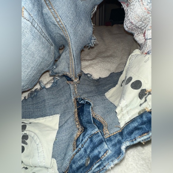 BlankNYC Embroidered Astor Jean Shorts!! LIKE NEW CONDITION!!! - Picture 11 of 15